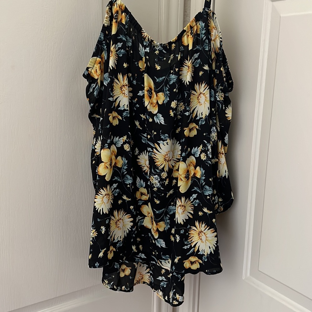Torrid top - Picture 5 of 6